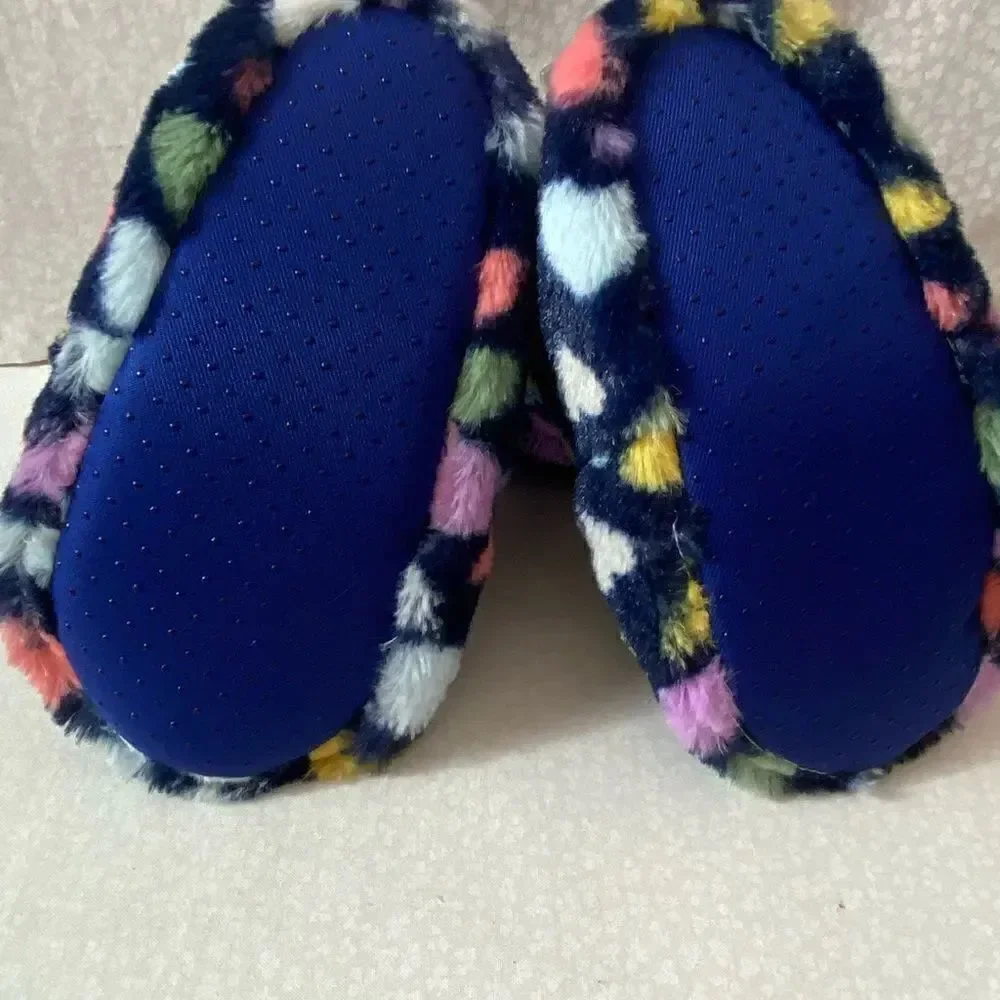 Carter’s Girls Jette Faux Fur Slippers with Heart Pattern
